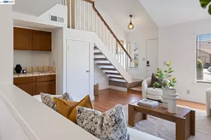 2227 Emerald Hills Cir, San Jose, CA 95131 - Photo 13