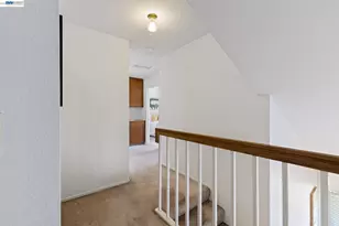 2227 Emerald Hills Cir, San Jose, CA 95131 - Photo 31