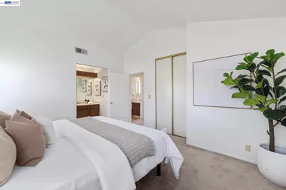 2227 Emerald Hills Cir, San Jose, CA 95131 - Photo 39