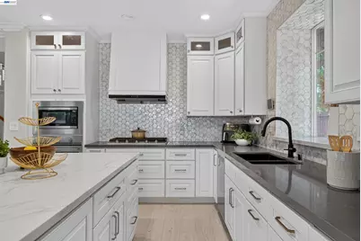 2758 Sea Horse Ct, Hayward, CA 94545 - Photo 15