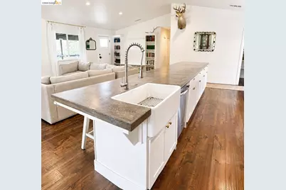 5945 Clements Pl, Valley Springs, CA 95252 - Photo 9