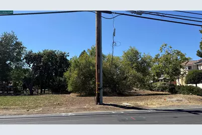 1819 Ayers Rd, Concord, CA 94521 - Photo 3