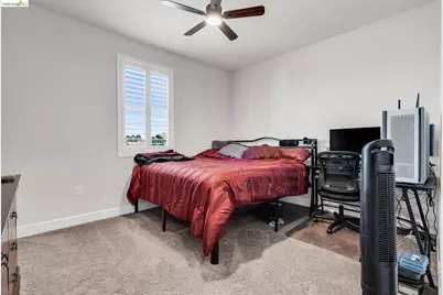1553 Base Ct, Dixon, CA 95620 - Photo 29