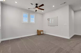 1553 Base Ct, Dixon, CA 95620 - Photo 21