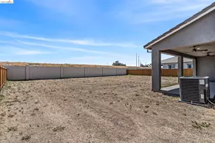 1553 Base Ct, Dixon, CA 95620 - Photo 43