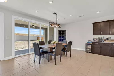 1553 Base Ct, Dixon, CA 95620 - Photo 13