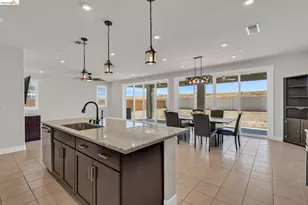 1553 Base Ct, Dixon, CA 95620 - Photo 11