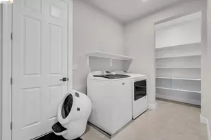 1553 Base Ct, Dixon, CA 95620 - Photo 31