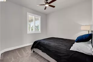 1553 Base Ct, Dixon, CA 95620 - Photo 23