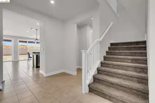 1553 Base Ct, Dixon, CA 95620 - Photo 7