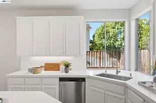 37341 Chinaberry Common, Fremont, CA 94536 - Photo 11