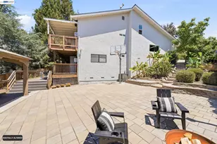 3981 Blue Gum Dr, San Jose, CA 95127 - Photo 11
