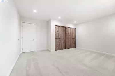 3981 Blue Gum Dr, San Jose, CA 95127 - Photo 37