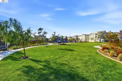 8553 Schooner Way, Newark, CA 94560 - Photo 35
