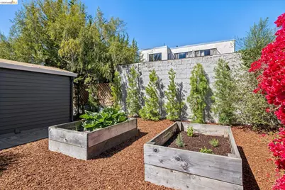 551 Richmond St, El Cerrito, CA 94530 - Photo 27