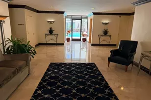 1015 Kings Rd, West Hollywood, CA 90069 - Photo 13