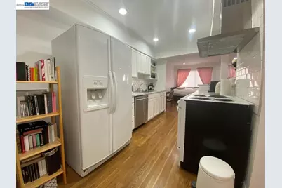 1015 Kings Rd #309, West Hollywood, CA 90069 - Photo 25