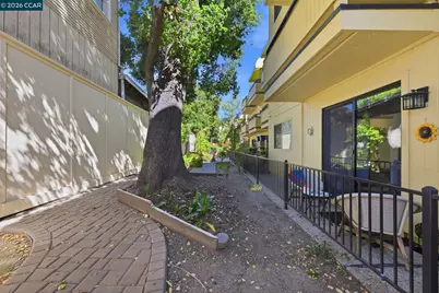 324 Catalpa St #120, San Mateo, CA 94401 - Photo 23