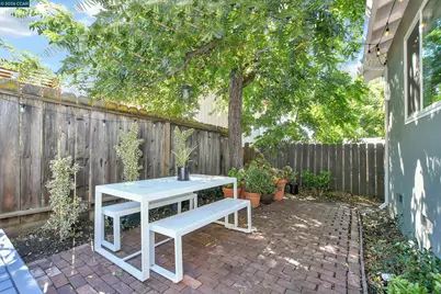 2160 Walnut St, Martinez, CA 94553 - Photo 21