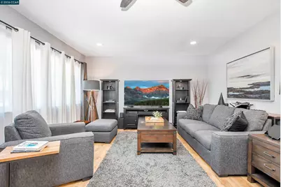 2160 Walnut St, Martinez, CA 94553 - Photo 7