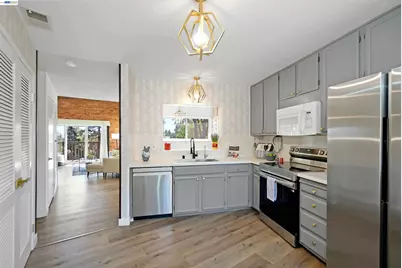 5370 Briar Ridge Drive, Castro Valley, CA 94552 - Photo 17