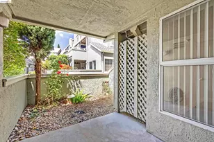 63 Trestle Dr, Hayward, CA 94544 - Photo 25