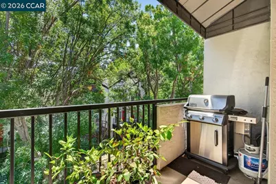3183 Wayside Plz #311, Walnut Creek, CA 94597 - Photo 7