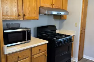1100 101st Ave, Oakland, CA 94603 - Photo 5
