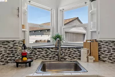 3417 Maricopa Ave, Richmond, CA 94804 - Photo 9