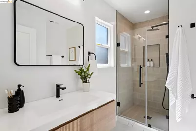 920 Page St, Berkeley, CA 94710 - Photo 27
