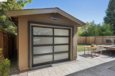 920 Page St, Berkeley, CA 94710 - Photo 47