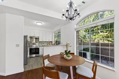 7672 Tuscany Dr, Dublin, CA 94568 - Photo 9