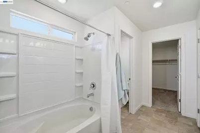 639 Rosedale Way, Lathrop, CA 95330 - Photo 33