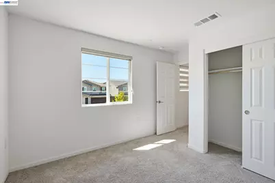 639 Rosedale Way, Lathrop, CA 95330 - Photo 27