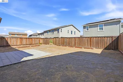 639 Rosedale Way, Lathrop, CA 95330 - Photo 39