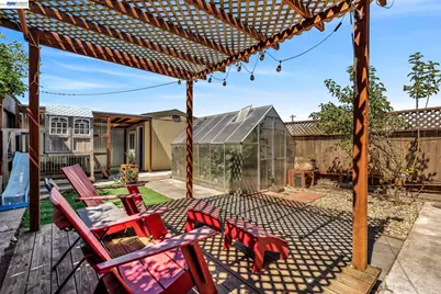1430 Silliman St, San Francisco, CA 94134 - Photo 3