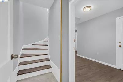 1430 Silliman St, San Francisco, CA 94134 - Photo 29