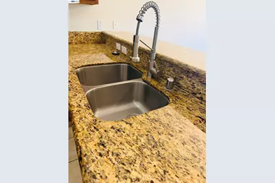 1056 Martin Luther King Dr., Hayward, CA 94541 - Photo 15