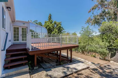 1910 Encima Dr, Concord, CA 94519 - Photo 53