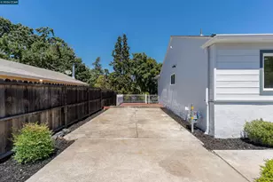 1910 Encima Dr, Concord, CA 94519 - Photo 61