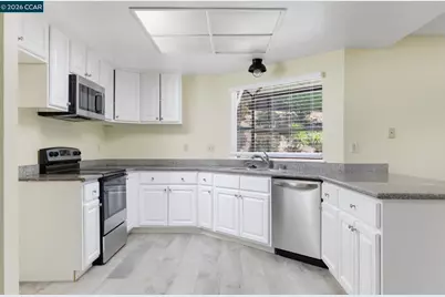 3445 Serpentine Dr, Antioch, CA 94509 - Photo 3