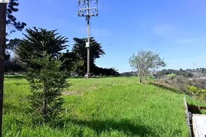 3944 La Cima Rd, El Sobrante, CA 94803 - Photo 7