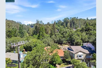 1700 Woodhaven Way, Oakland, CA 94611 - Photo 39