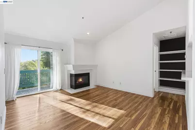 316 Dursey Drive, Pinole, CA 94564 - Photo 3