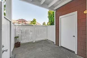 135 Bayside Ct, Richmond, CA 94804 - Photo 31