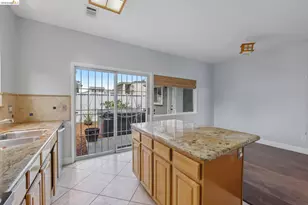 807 Myrtle St, Oakland, CA 94607 - Photo 13