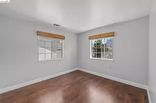 807 Myrtle St, Oakland, CA 94607 - Photo 19