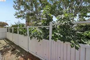 807 Myrtle St, Oakland, CA 94607 - Photo 33