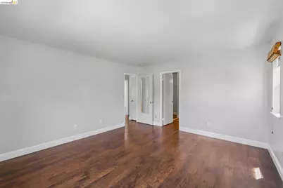 807 Myrtle St, Oakland, CA 94607 - Photo 25