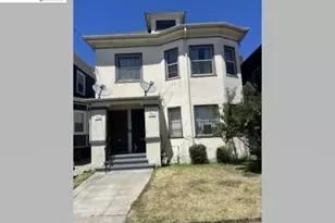 734 39th St, Oakland, CA 94609 - Photo 1